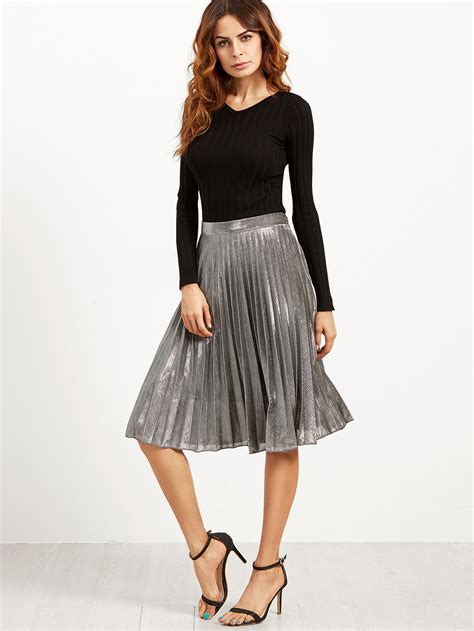 metallic pleated skirt